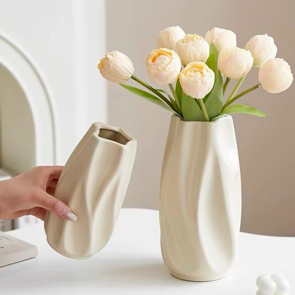 Soft Ivory Textured Vase – Minimal Home Accent